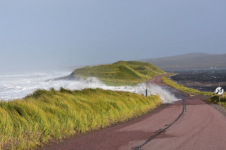 Vagues déferlante sur l'isthme de Miquelon Langlade (Photo Béatrice Quédinet Sirder)
