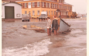 Surcôte à Saint Pierre en Janvier 1982